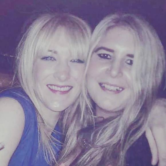 Meet your Posher, Cyrella - Picture 1 of 1